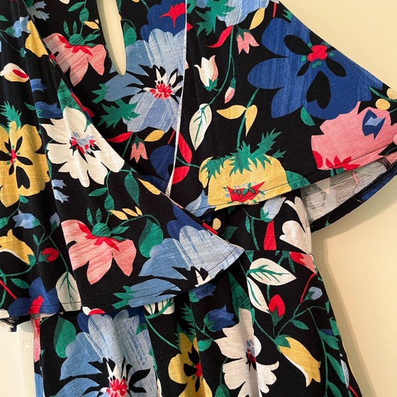 Anthropologie summer top - Picture 9 of 10